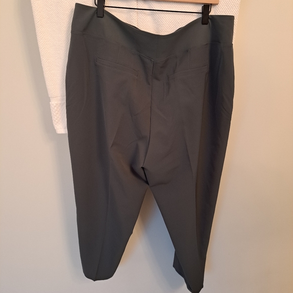 NWT Athleta Endless Pant Bali Green Size 18 - Picture 7 of 9